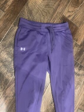 Under Armour Women’s Small' Violet Joggers